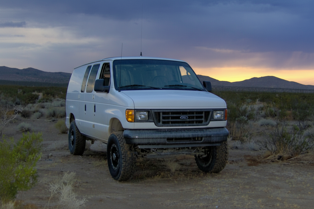 Action Van Heavy Duty Hydraulic Steering Stabilizer